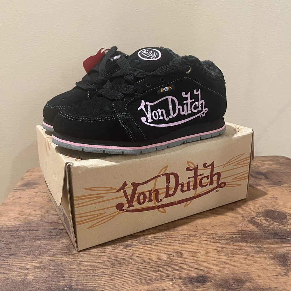 ✨ Vintage Von Dutch Kids Sneakers – Size 1 (Brand New!) ✨ - Picture 3 of 4